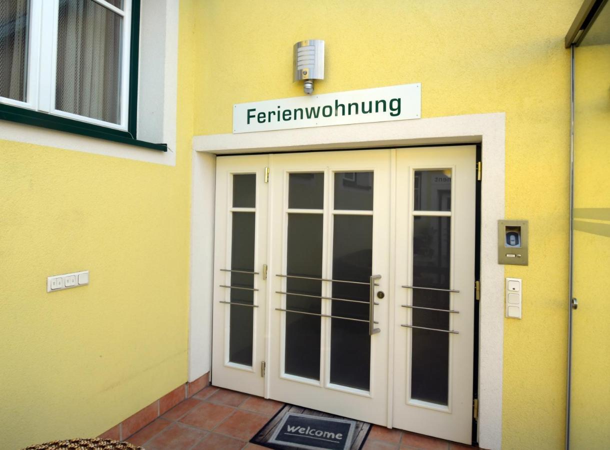 Ferienappartement Regina Schrems  Exterior photo